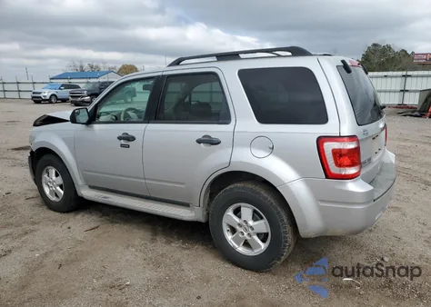 2010 Ford Escape Xlt from USA, damaged, VIN 1FMCU0DG9AKB62624